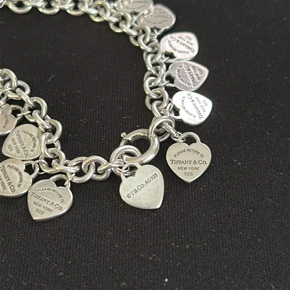 Tiffany & Co. Return to Tiffany Multi-Heart Tag Bracelet - Picture 10 of 15